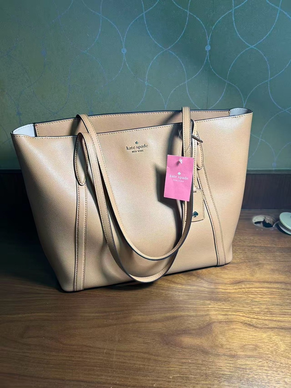 kate spade Tan Pebbled Leather Tote with dust bag brand new